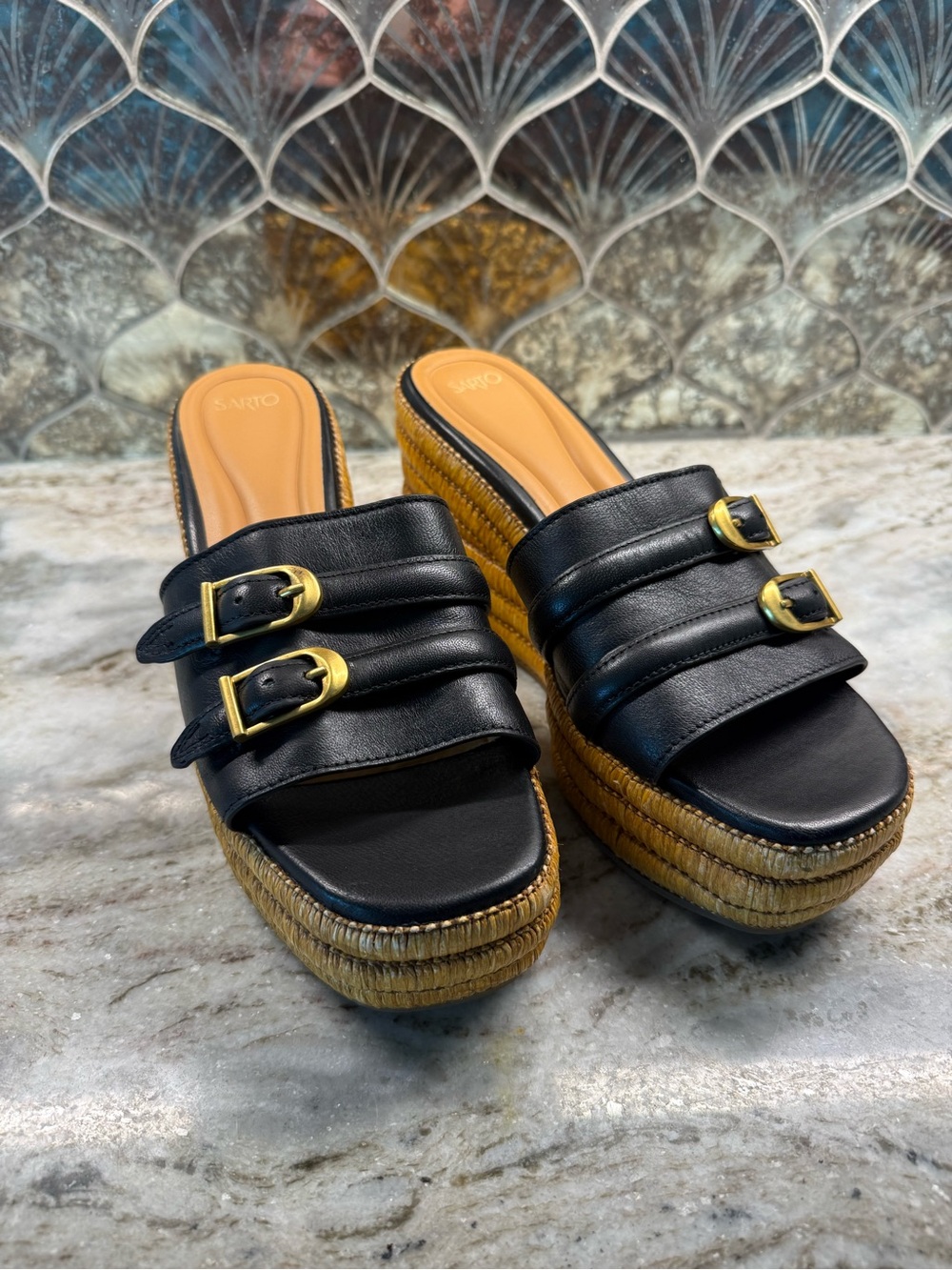 SARTO Franco Sarto Torino Black Wedge Platform Slide
Sandal Women's ~10
